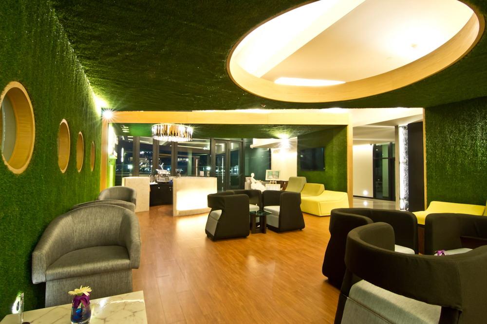 Tsix5 Quarter Hotel Pattaja Kültér fotó