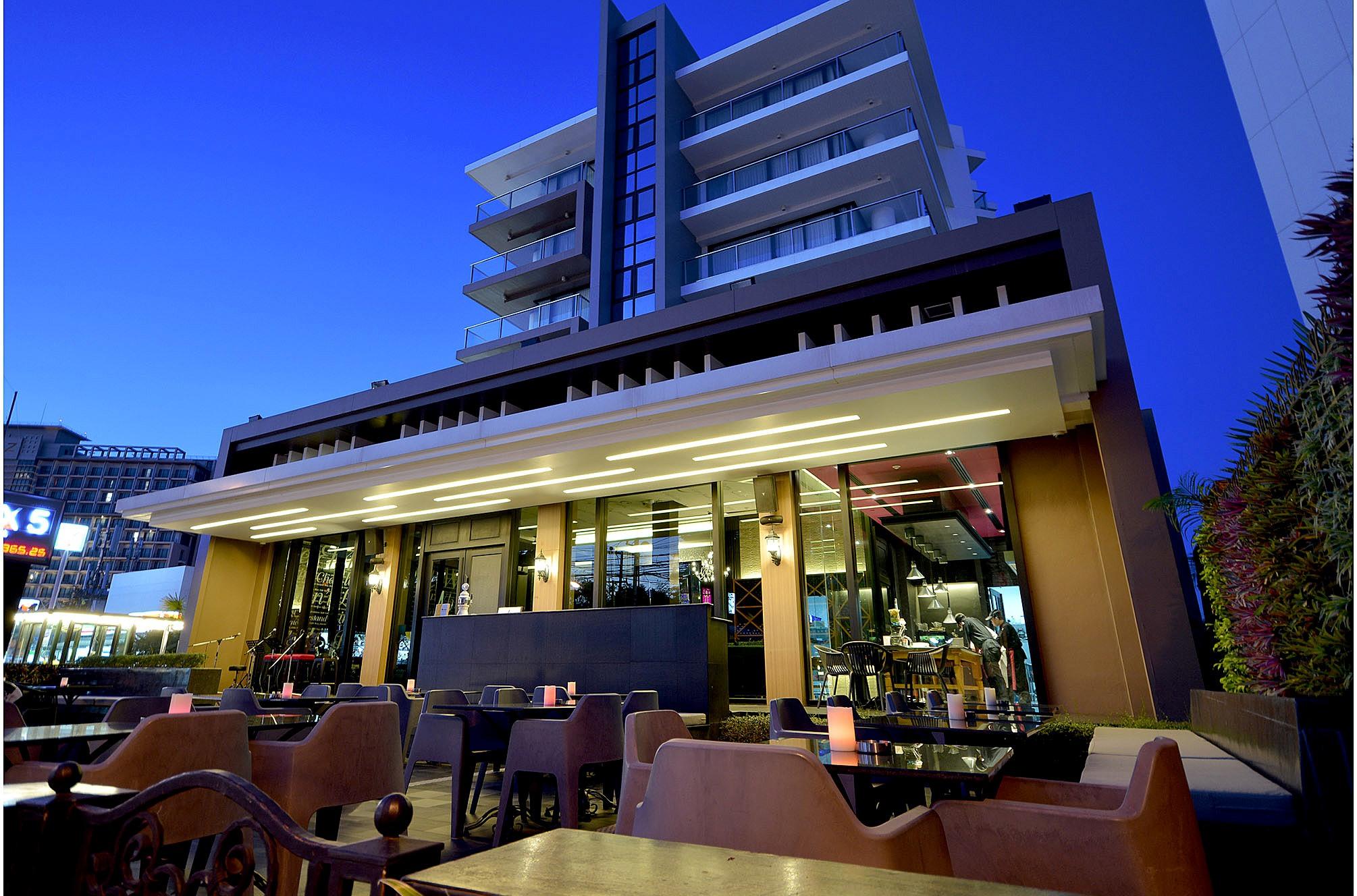 Tsix5 Quarter Hotel Pattaja Kültér fotó