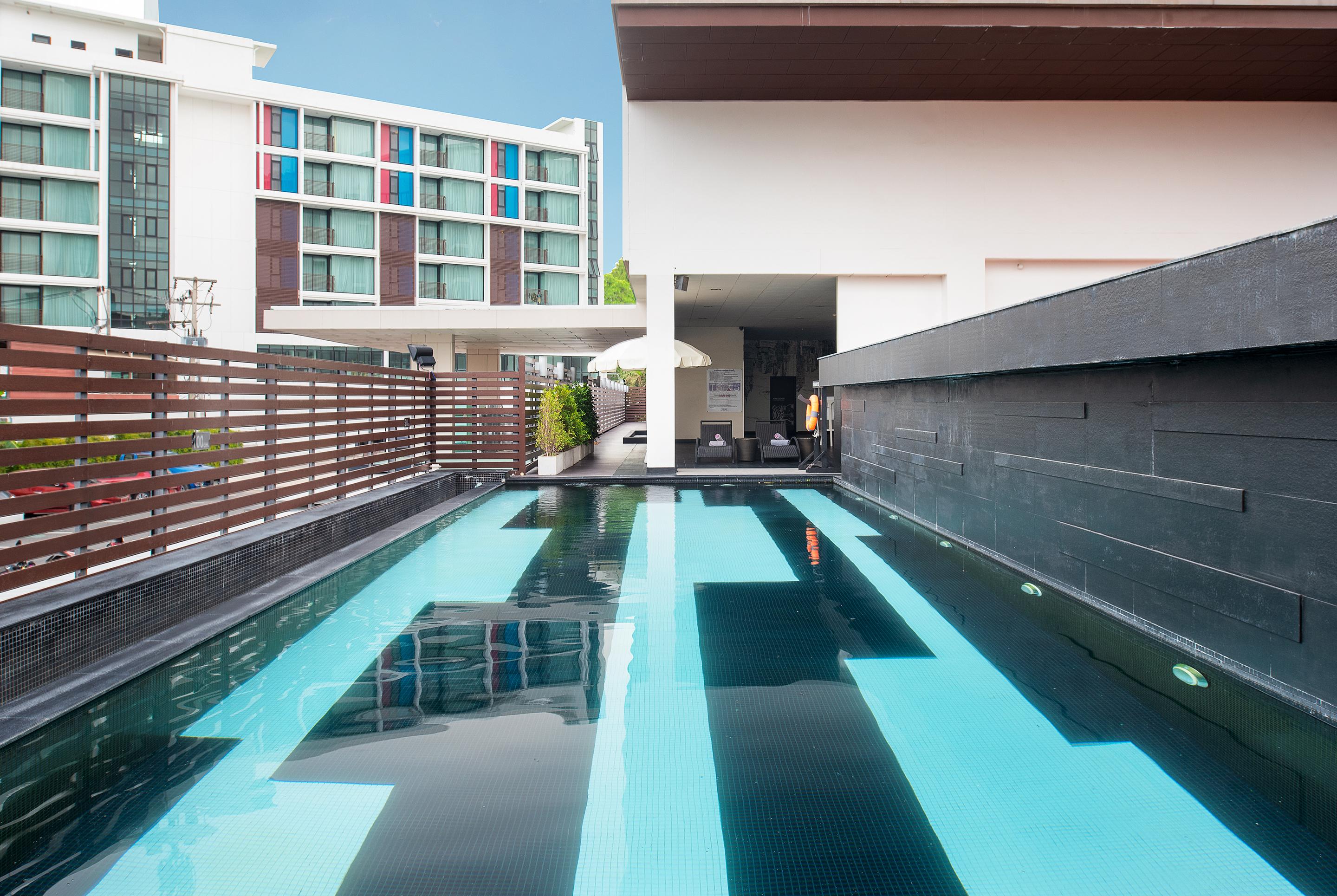 Tsix5 Quarter Hotel Pattaja Kültér fotó